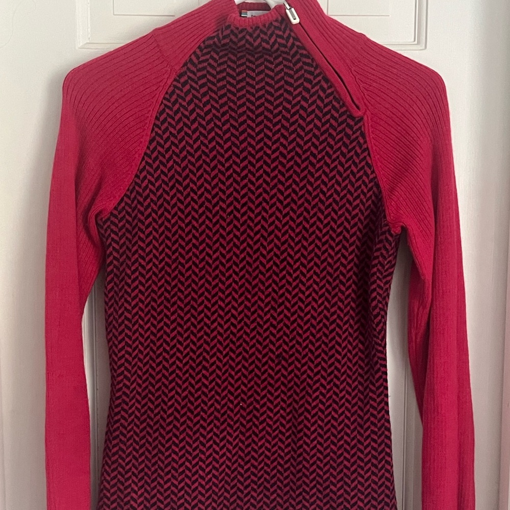 Smartwool women’s base layer top, unique side zip